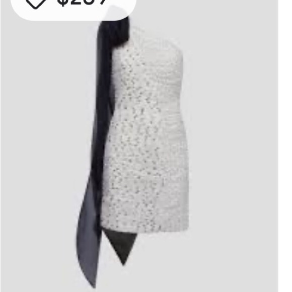 Annelise Halston, polkadot dress - Picture 2 of 15